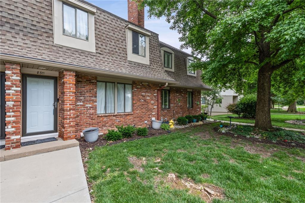 Listing Photo MLS #HMS2622280