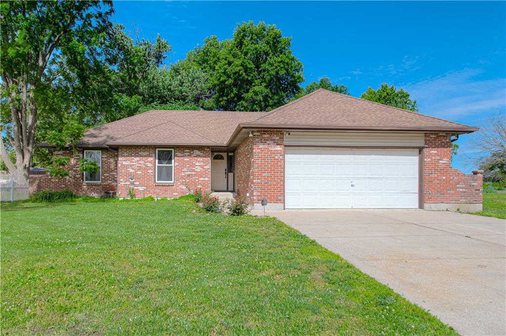 Listing Photo MLS #HMS2622335