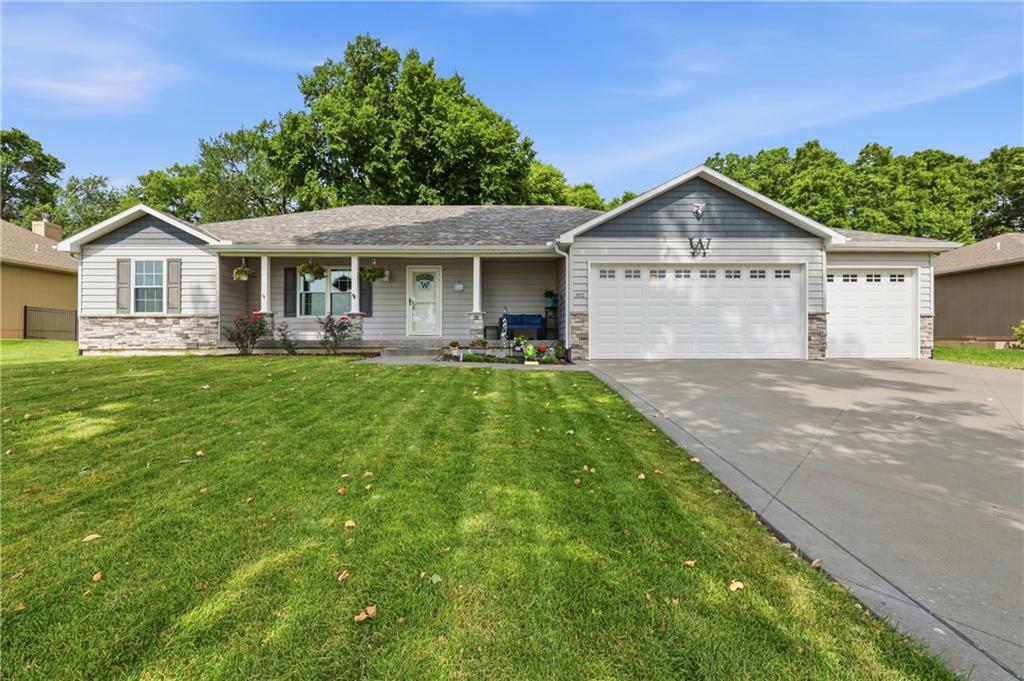 Listing Photo MLS #HMS2622343