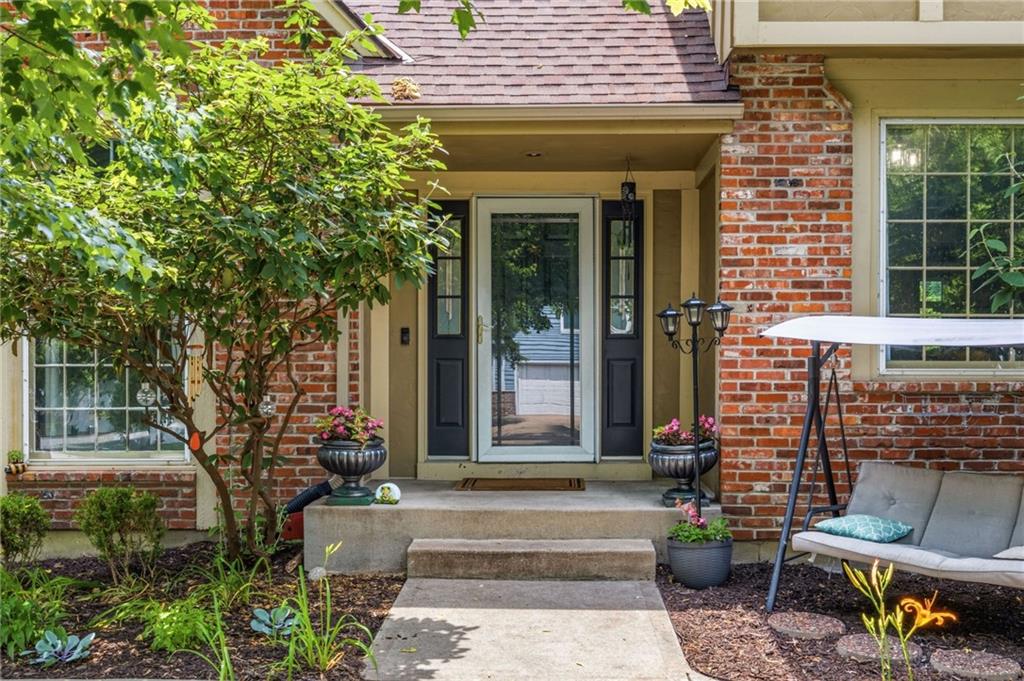 Listing Photo MLS #HMS2622668