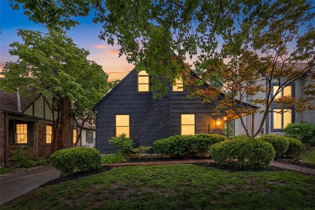 Listing Photo MLS #HMS2622705
