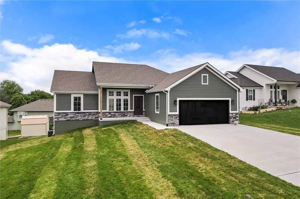 Listing Photo MLS #HMS2622742