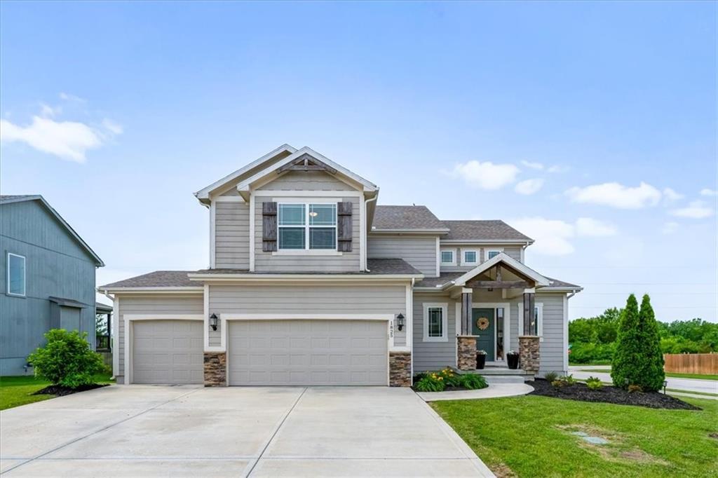 Listing Photo MLS #HMS2622816