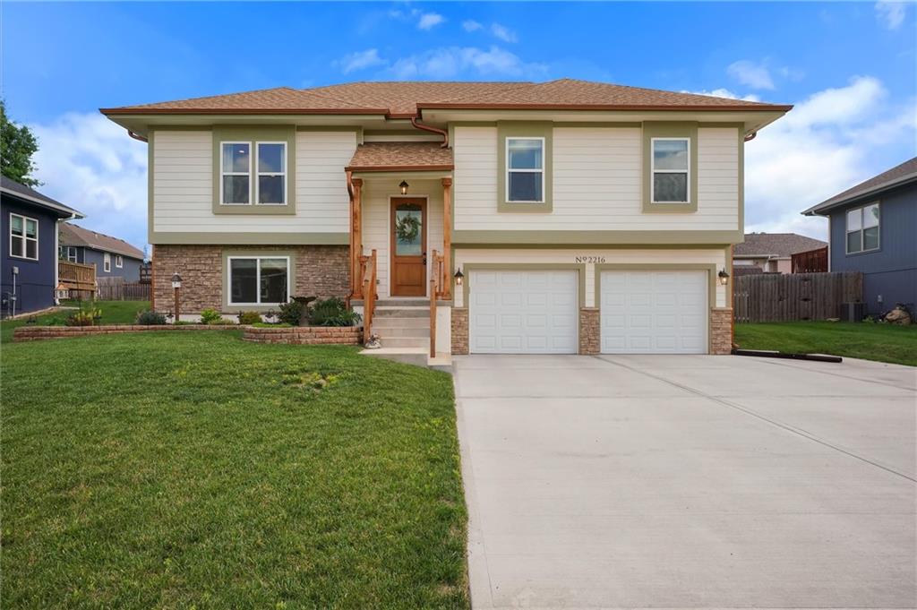 Listing Photo MLS #HMS2622829