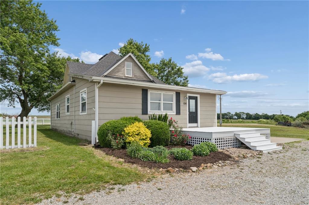 Listing Photo MLS #HMS2622859