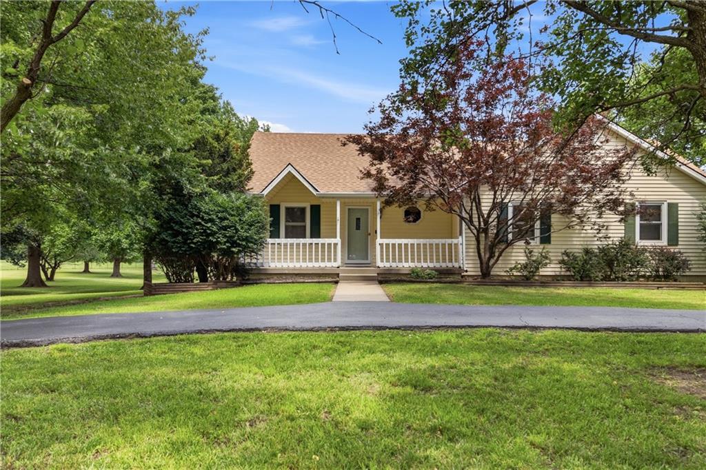 Listing Photo MLS #HMS2622957
