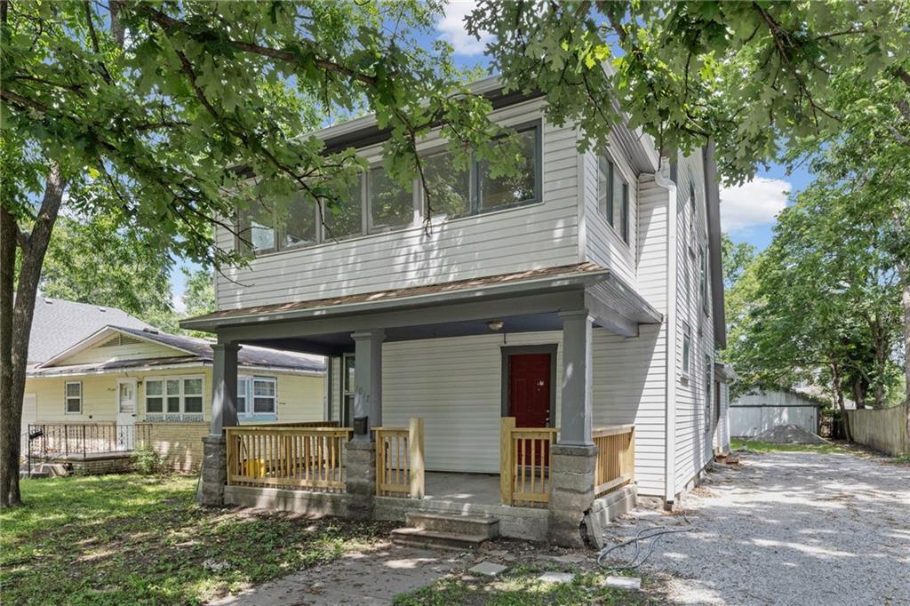 Listing Photo MLS #HMS2623104