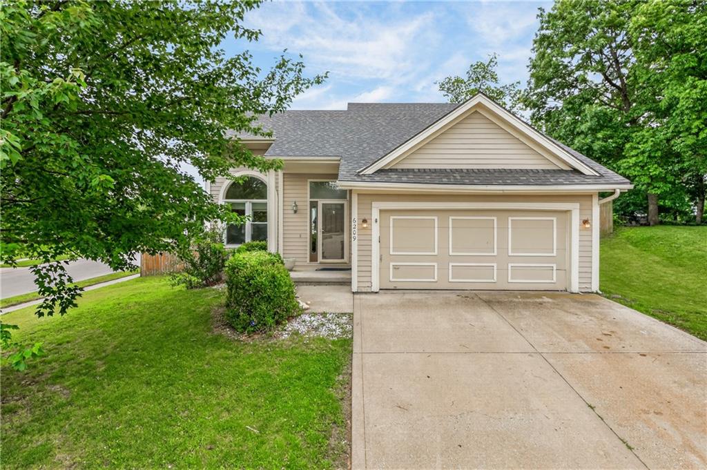 Listing Photo MLS #HMS2623292
