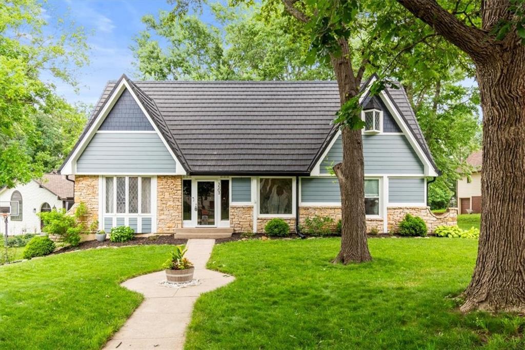 Listing Photo MLS #HMS2623477
