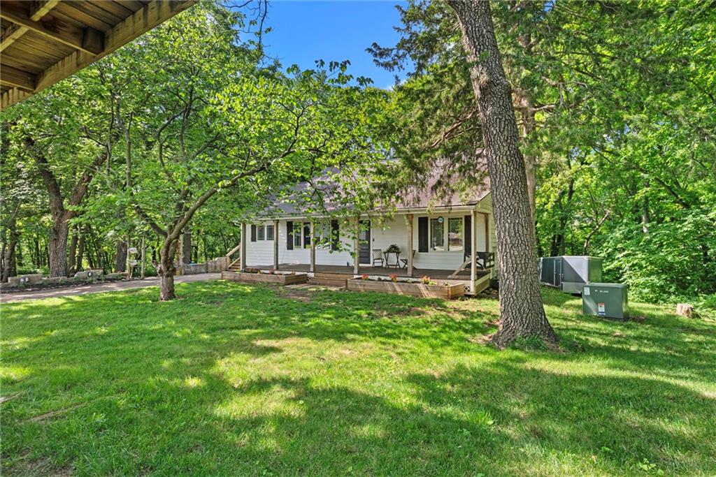 Listing Photo MLS #HMS2623619
