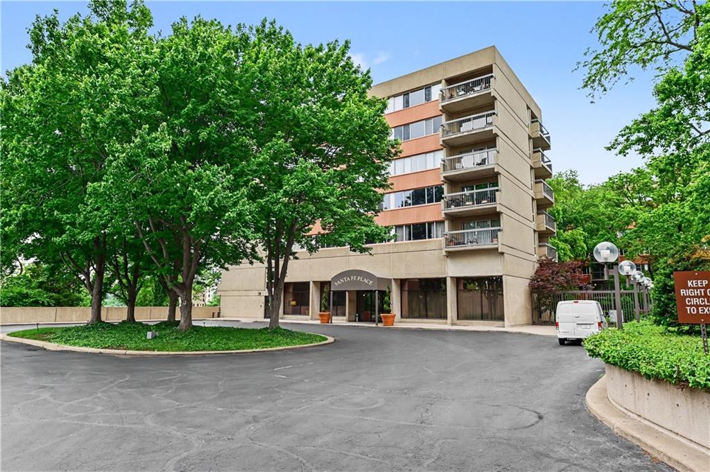 Listing Photo MLS #HMS2623928