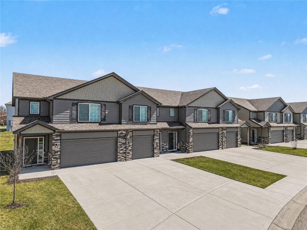 Listing Photo MLS #HMS2624000