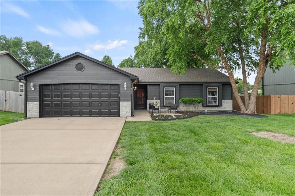 Listing Photo MLS #HMS2624089