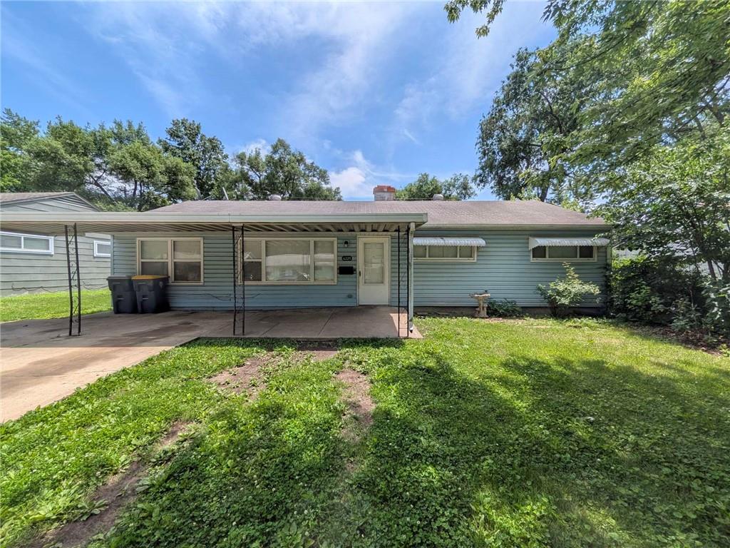 Listing Photo MLS #HMS2624276