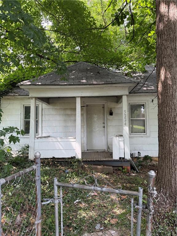 Listing Photo MLS #HMS2624306