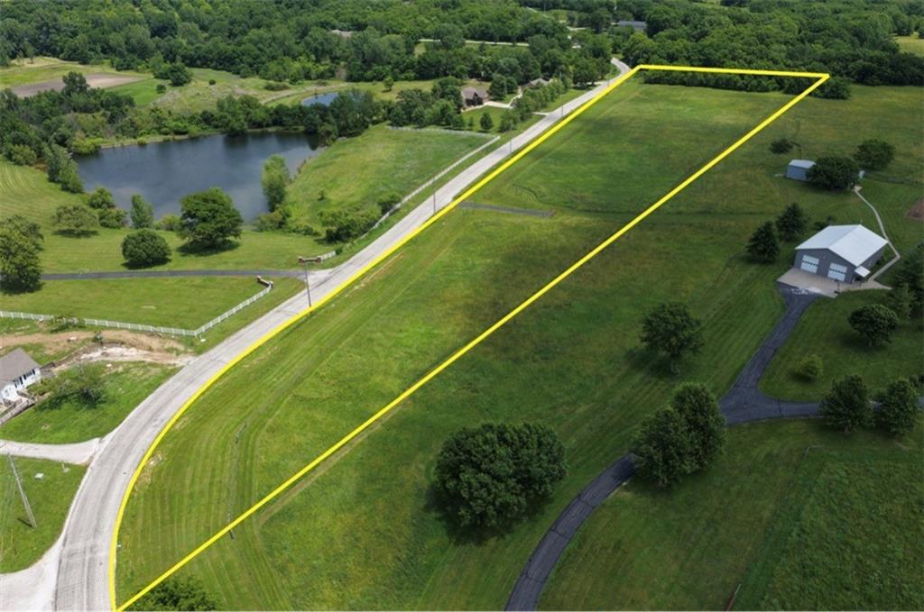 Listing Photo MLS #HMS2624447