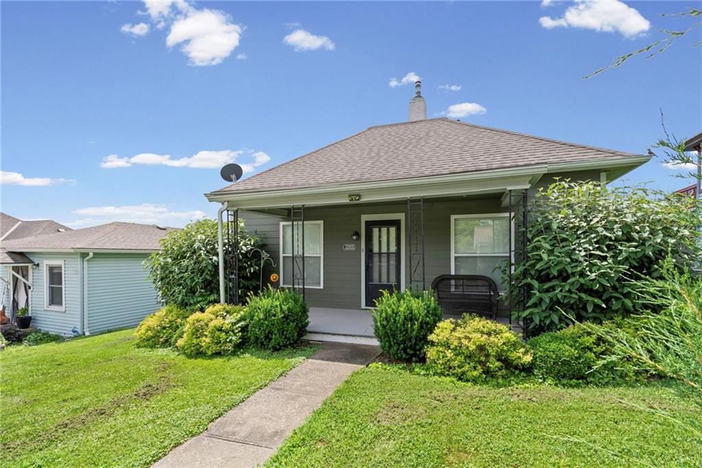 Listing Photo MLS #HMS2624541