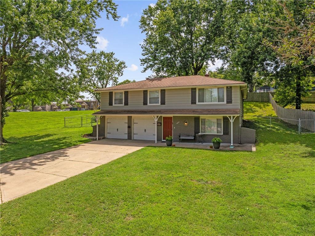 Listing Photo MLS #HMS2624558