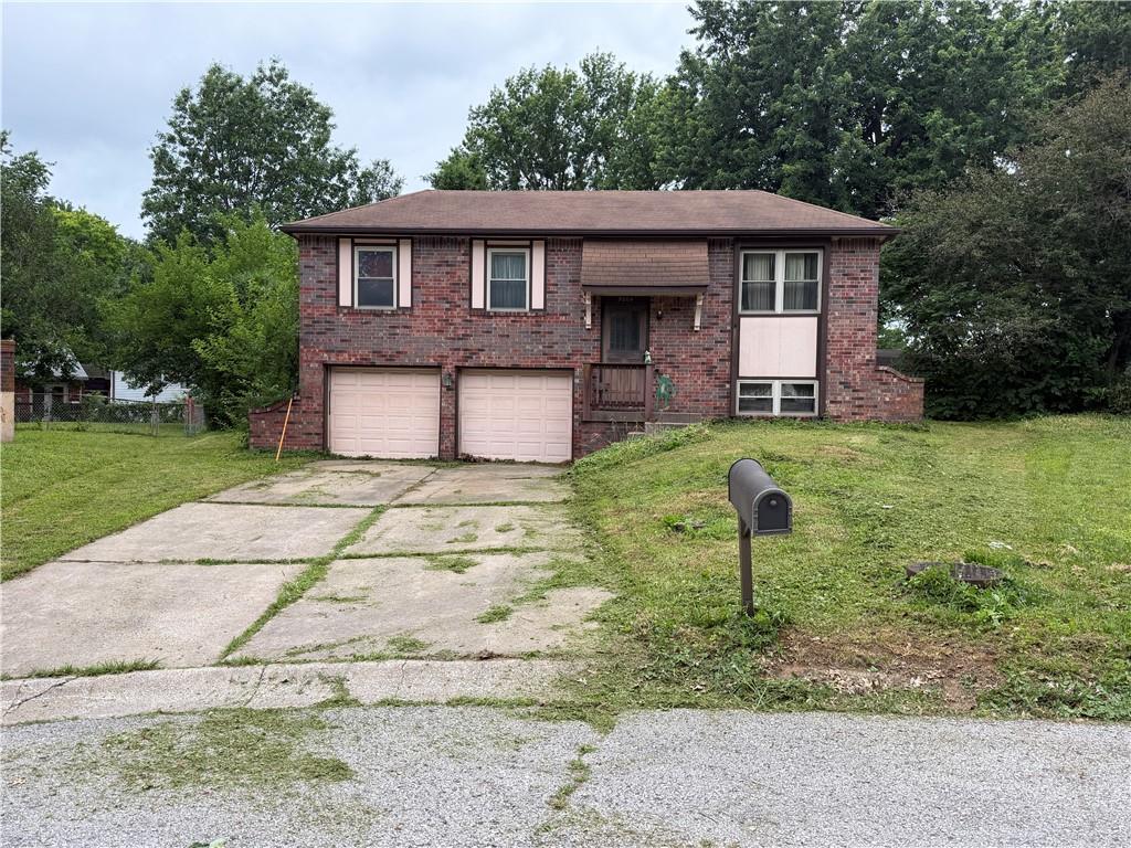 Listing Photo MLS #HMS2624574