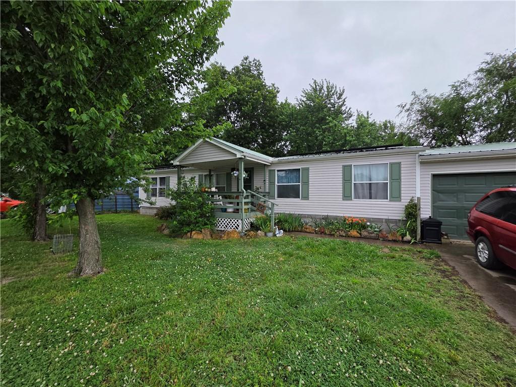 Listing Photo MLS #HMS2624651