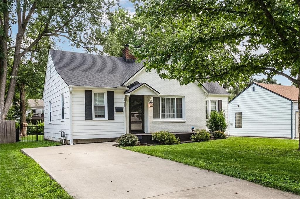 Listing Photo MLS #HMS2624661