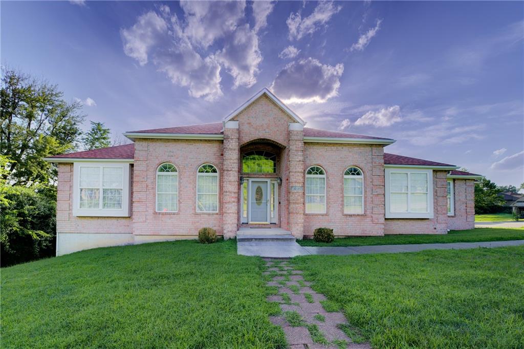 Listing Photo MLS #HMS2624686