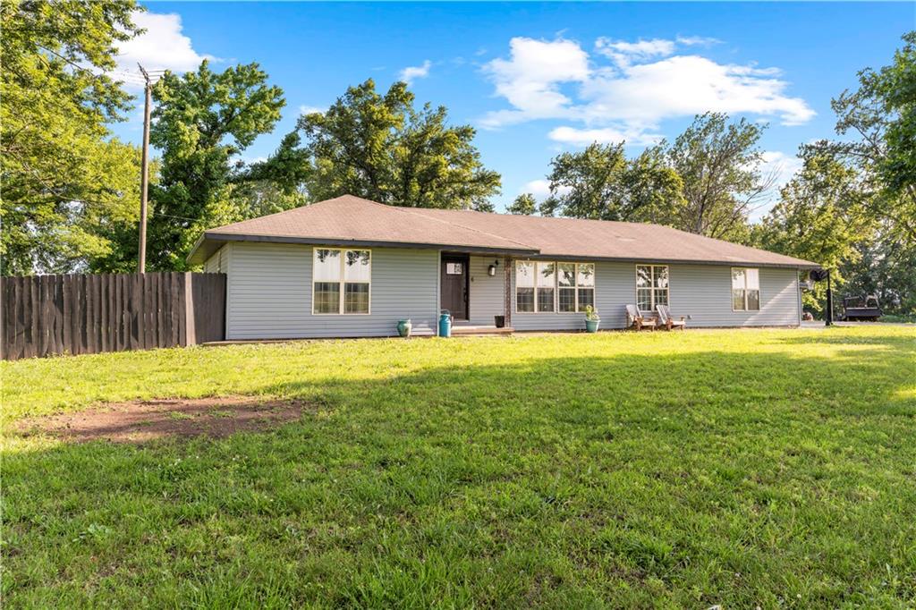 Listing Photo MLS #HMS2624724
