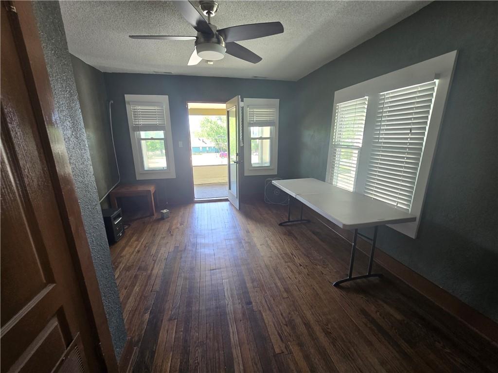 Listing Photo MLS #HMS2624999