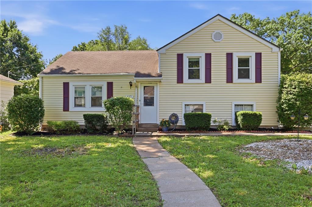 Listing Photo MLS #HMS2625031