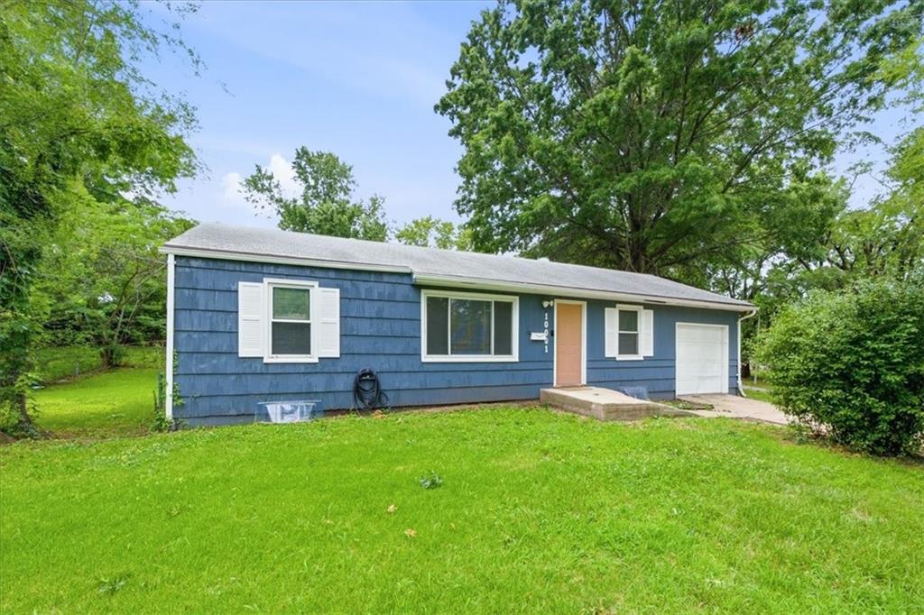 Listing Photo MLS #HMS2625110