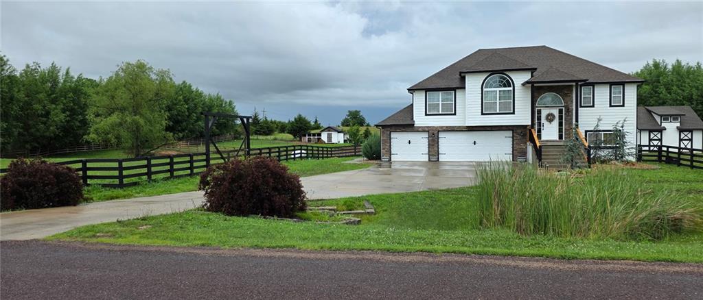 Listing Photo MLS #HMS2625218