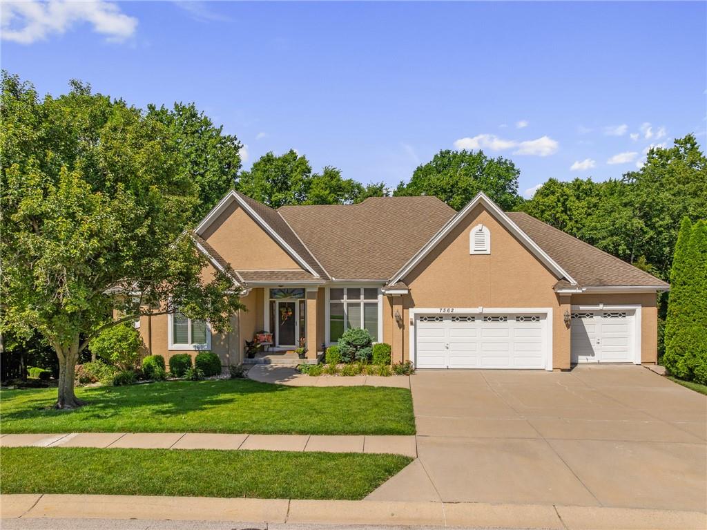 Listing Photo MLS #HMS2625242