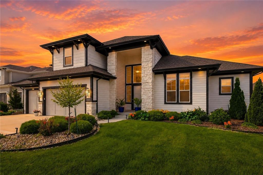 Listing Photo MLS #HMS2625263