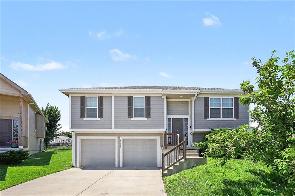 Listing Photo MLS #HMS2625278