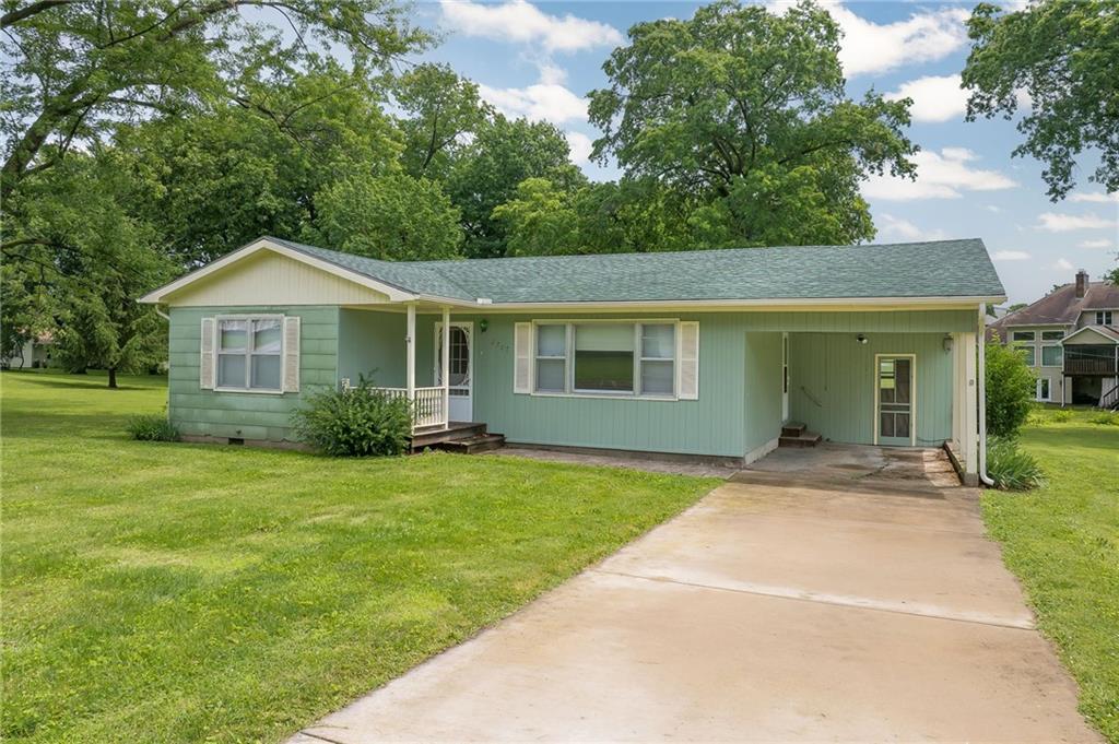 Listing Photo MLS #HMS2625414
