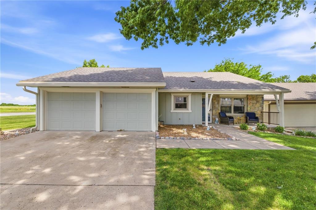 Listing Photo MLS #HMS2625518