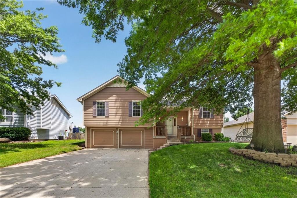 Listing Photo MLS #HMS2625530