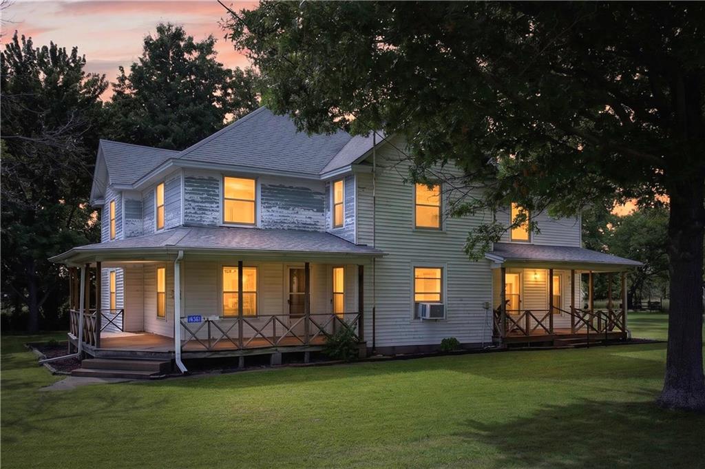 Listing Photo MLS #HMS2625593
