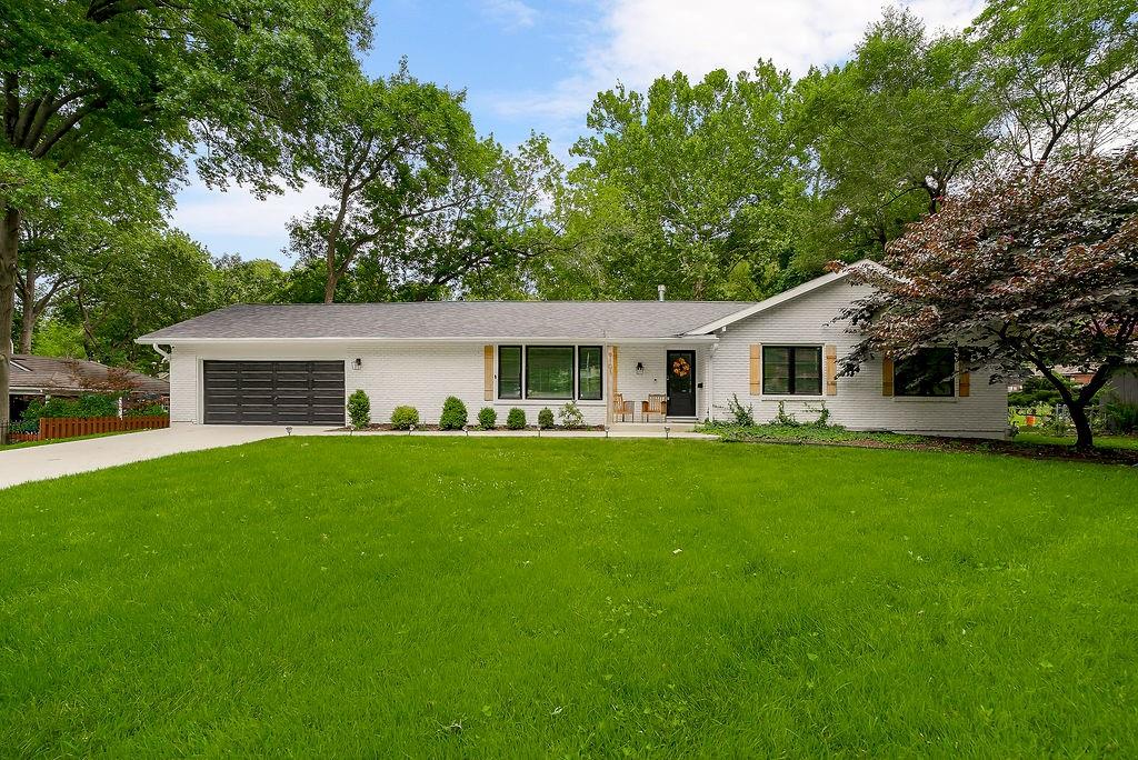 Listing Photo MLS #HMS2625708