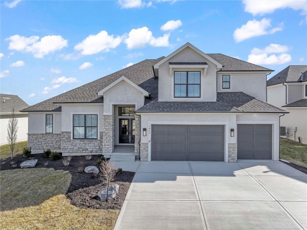 Listing Photo MLS #HMS2625731