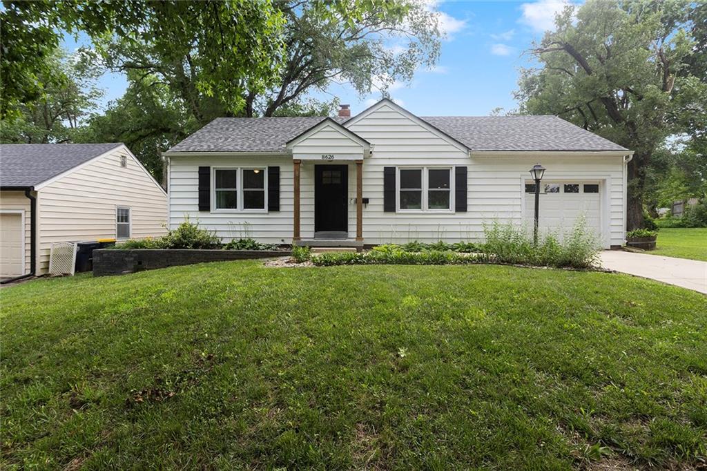 Listing Photo MLS #HMS2625745