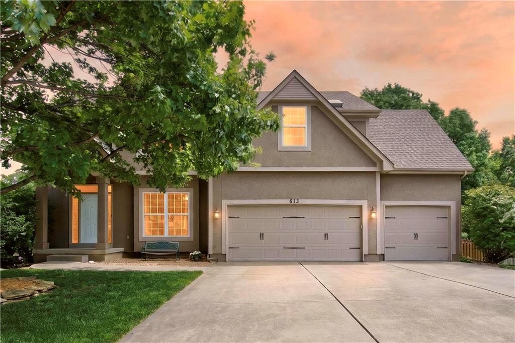 Listing Photo MLS #HMS2625750