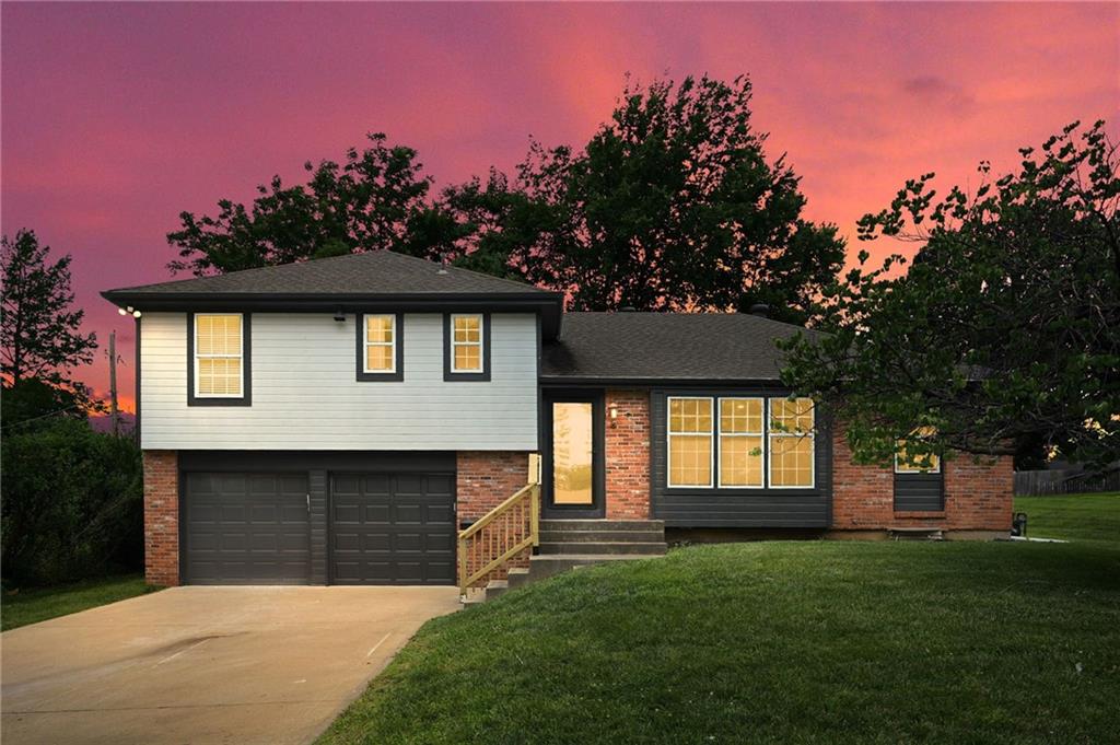 Listing Photo MLS #HMS2625823