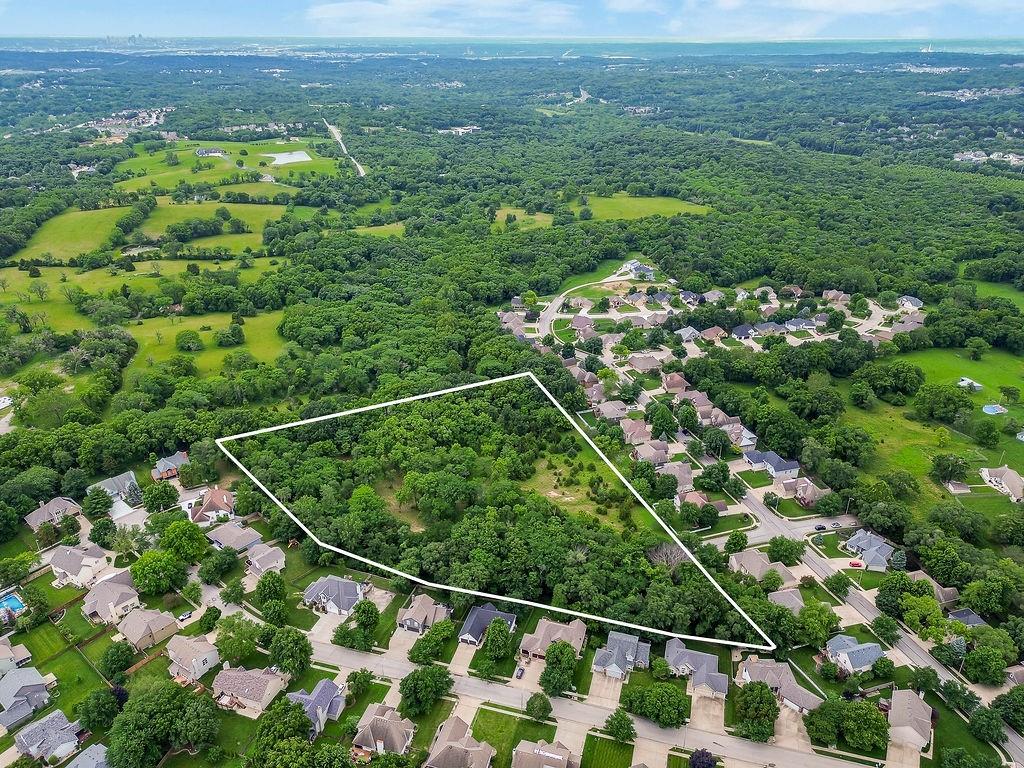 Listing Photo MLS #HMS2625875