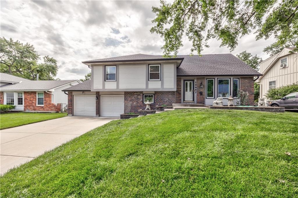 Listing Photo MLS #HMS2625889