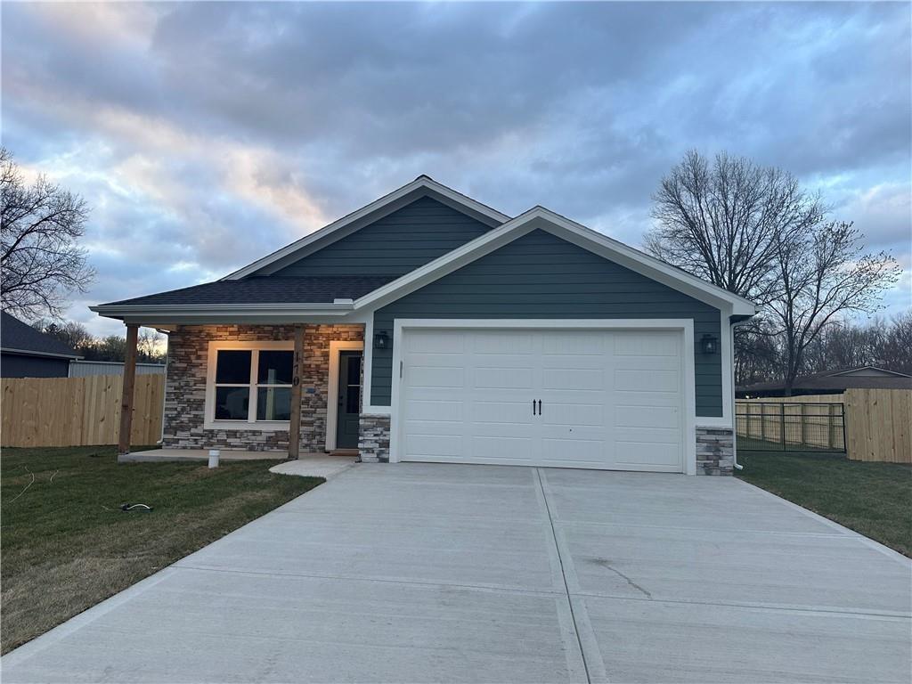 Listing Photo MLS #HMS2625977