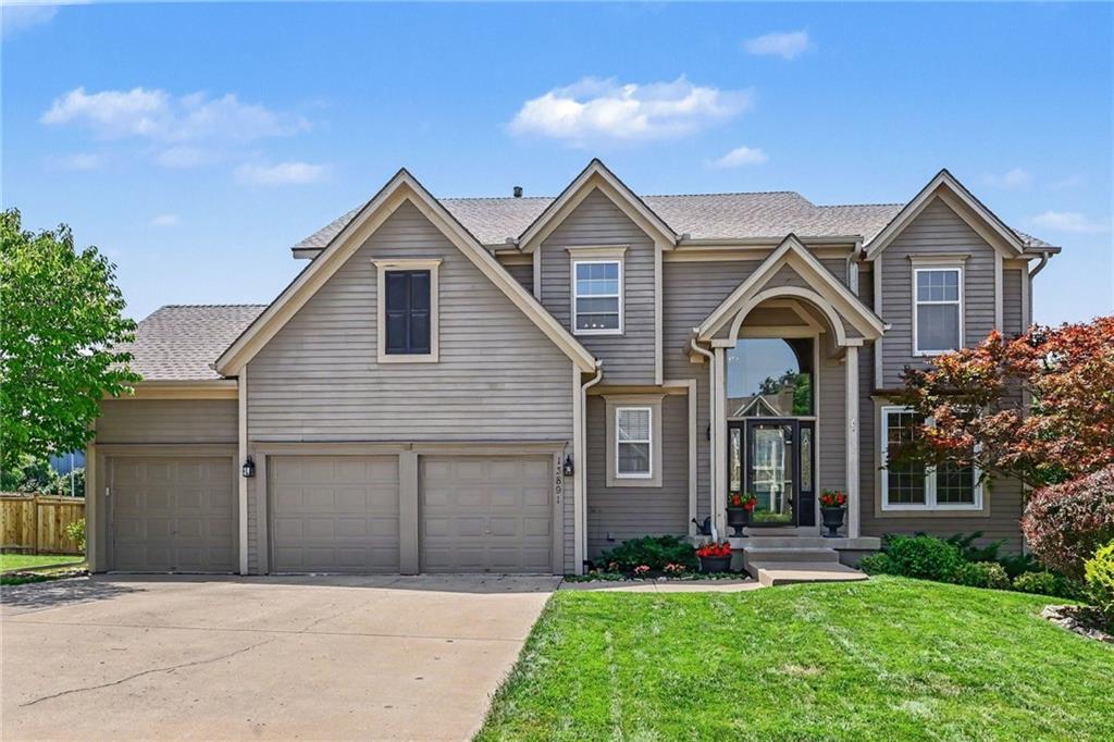 Listing Photo MLS #HMS2626005