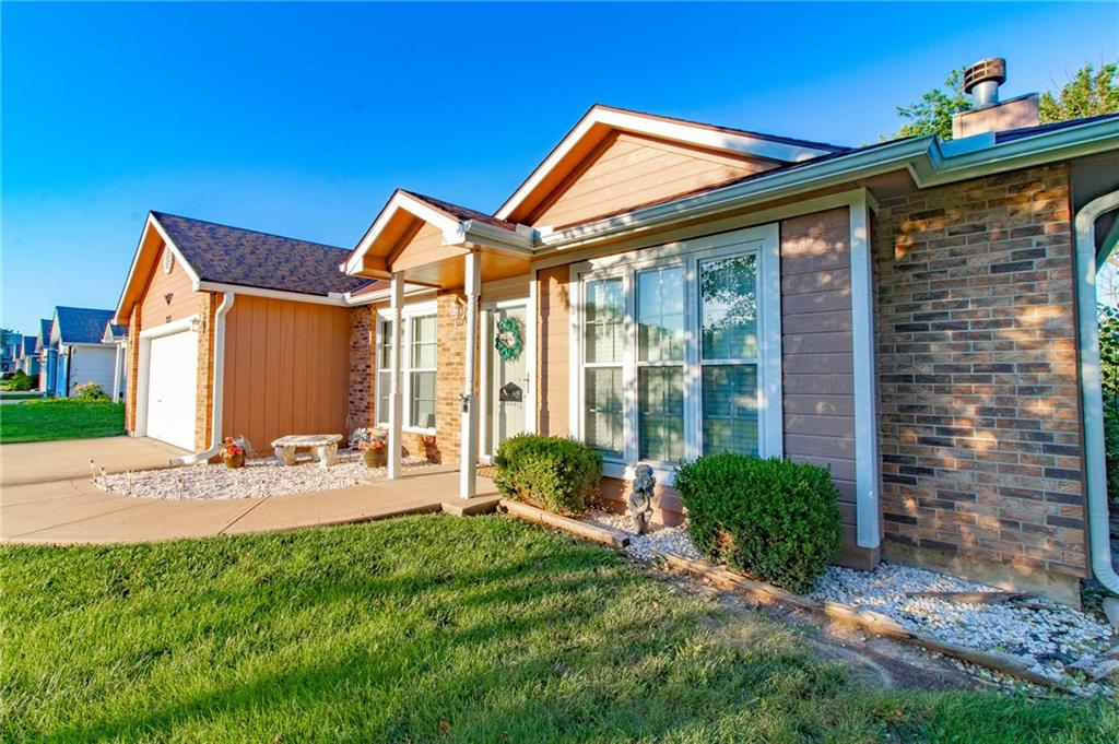 Listing Photo MLS #HMS2626135