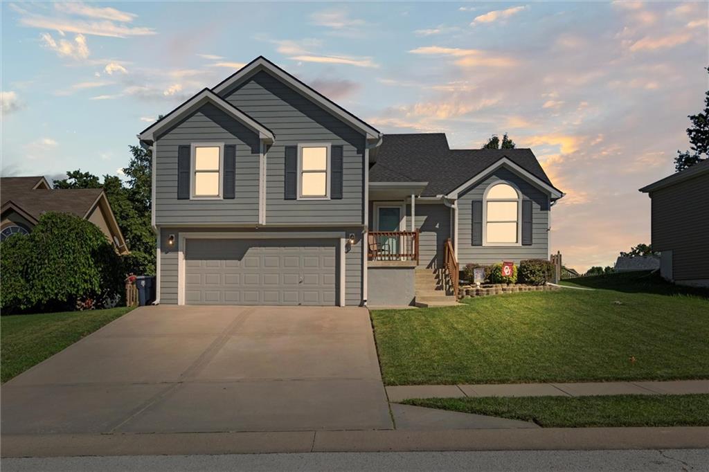 Listing Photo MLS #HMS2626167