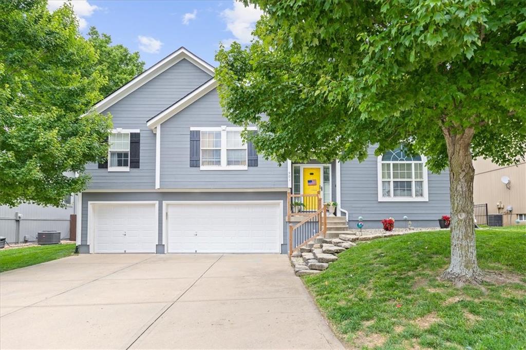 Listing Photo MLS #HMS2626280